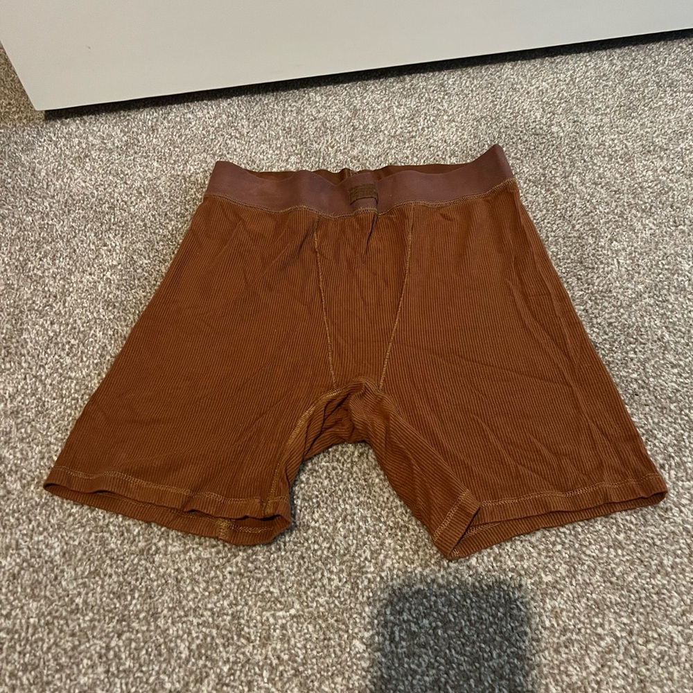 SKIMS women’s boyfriend boxer short